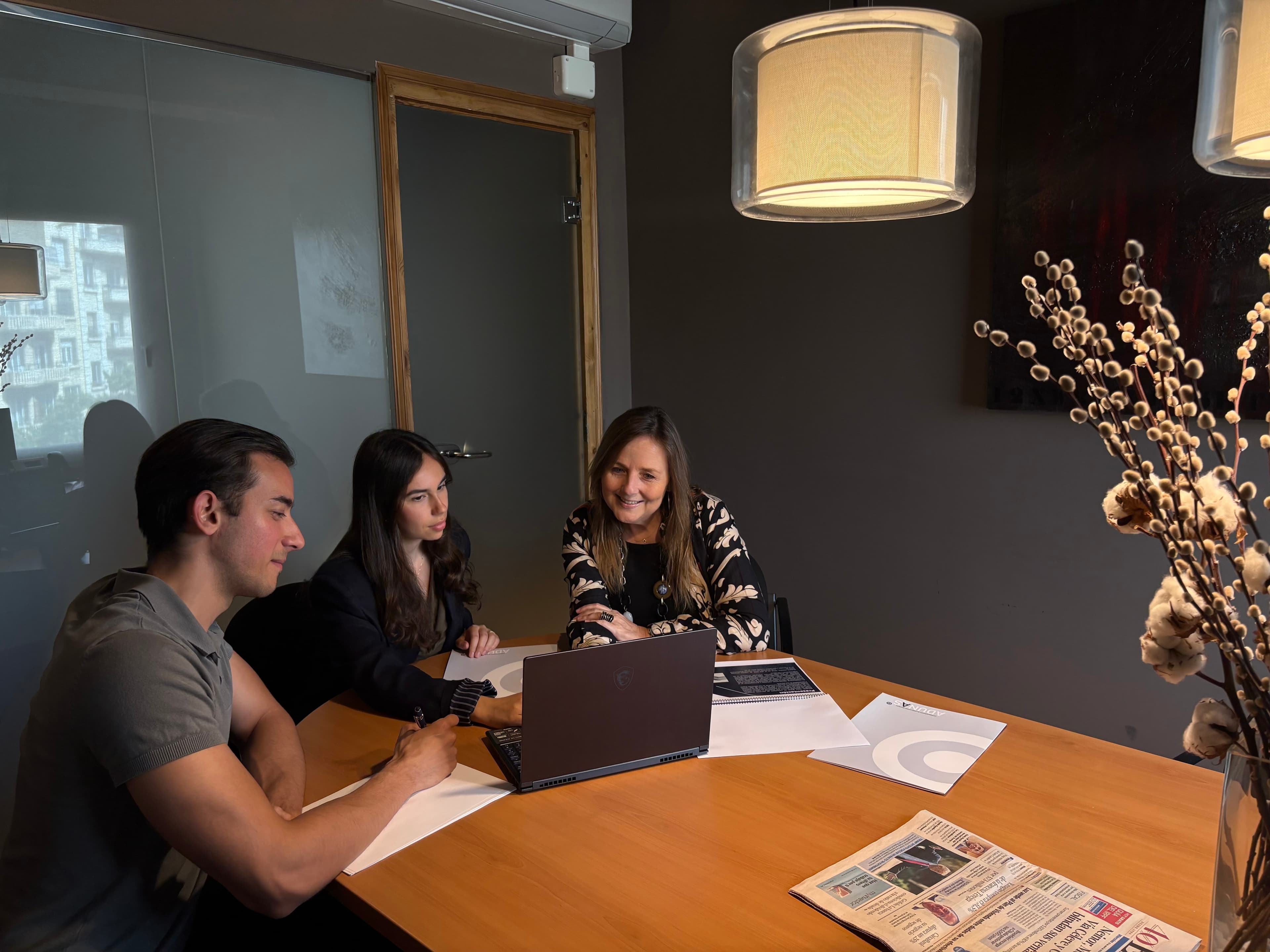 El equipo de ADUNAS reunido